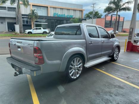 TOYOTA Hilux Caminhonete 2.7 16V 4P SRV FLEX CABINE DUPLA AUTOMTICO, Foto 6