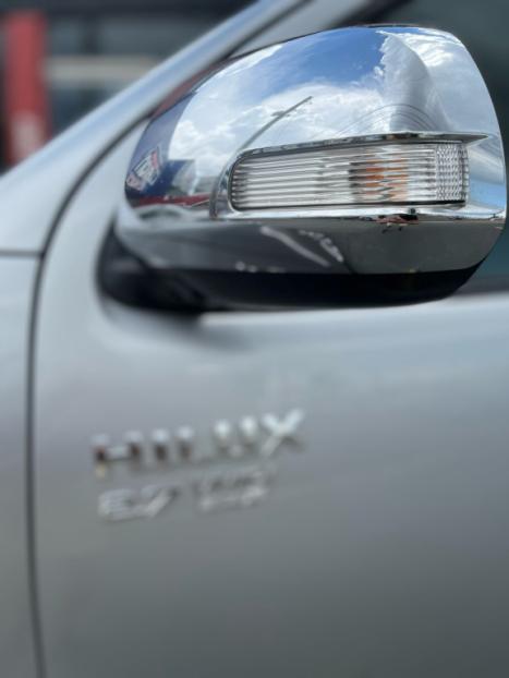 TOYOTA Hilux Caminhonete 2.7 16V 4P SRV FLEX CABINE DUPLA AUTOMTICO, Foto 11