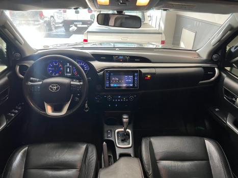 TOYOTA Hilux Caminhonete 2.8 16V SRV 4X4 DIESEL CABINE DUPLA AUTOMTICO, Foto 7
