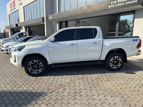 TOYOTA Hilux Caminhonete 2.8 16V SRX 4X4 DIESEL CABINE DUPLA AUTOMTICO, Foto 9