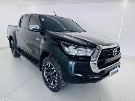 TOYOTA Hilux Caminhonete 2.8 16V SRV 4X4 DIESEL CABINE DUPLA AUTOMTICO, Foto 1