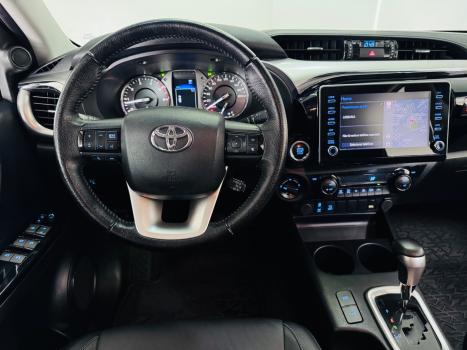 TOYOTA Hilux Caminhonete 2.8 16V SRV 4X4 DIESEL CABINE DUPLA AUTOMTICO, Foto 5