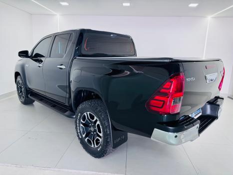 TOYOTA Hilux Caminhonete 2.8 16V SRV 4X4 DIESEL CABINE DUPLA AUTOMTICO, Foto 9
