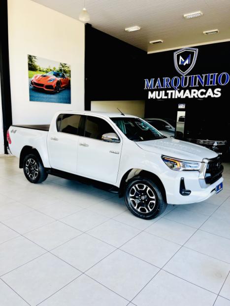 TOYOTA Hilux Caminhonete 2.8 16V SRX 4X4 TURBO DIESEL CABINE DUPLA AUTOMTICO, Foto 1