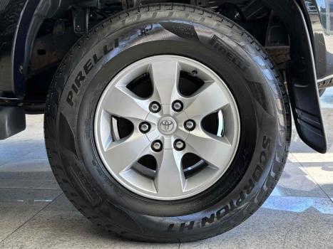 TOYOTA Hilux Caminhonete 3.0 16V 4P 4X4 SRV TURBO DIESEL, Foto 13