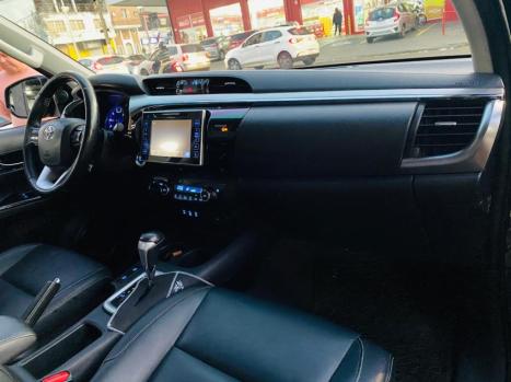 TOYOTA Hilux Caminhonete 2.8 16V SRX 4X4 DIESEL CABINE DUPLA AUTOMTICO, Foto 14