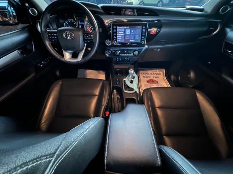 TOYOTA Hilux Caminhonete 2.8 16V SRX 4X4 TURBO DIESEL CABINE DUPLA AUTOMTICO, Foto 9