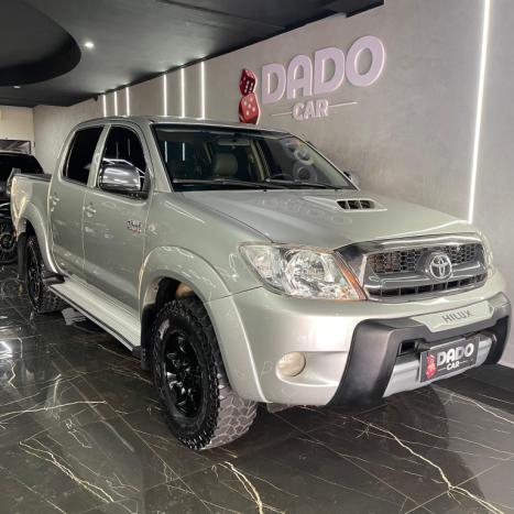 TOYOTA Hilux Caminhonete 3.0 4P 4X4 DIESEL CABINE DUPLA, Foto 1