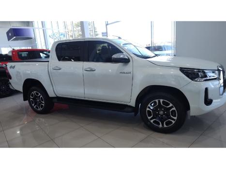 TOYOTA Hilux Caminhonete 2.8 16V SRX 4X4 DIESEL CABINE DUPLA AUTOMTICO, Foto 4