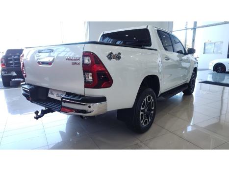 TOYOTA Hilux Caminhonete 2.8 16V SRX 4X4 DIESEL CABINE DUPLA AUTOMTICO, Foto 5