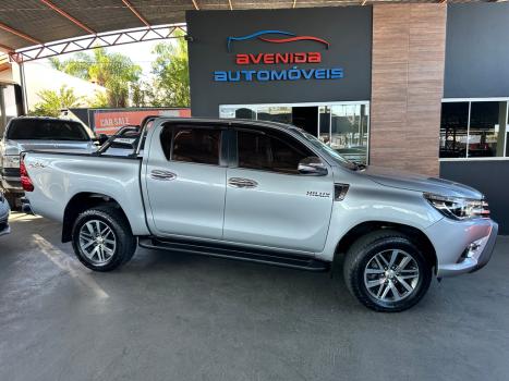 TOYOTA Hilux Caminhonete 2.8 16V SRX 4X4 TURBO DIESEL CABINE DUPLA AUTOMTICO, Foto 1