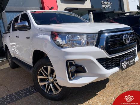 TOYOTA Hilux Caminhonete , Foto 3