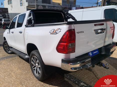 TOYOTA Hilux Caminhonete , Foto 6