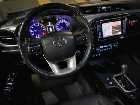 TOYOTA Hilux Caminhonete , Foto 18