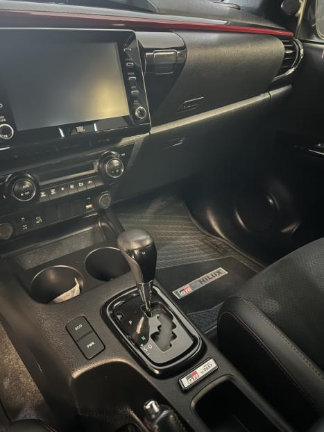TOYOTA Hilux Caminhonete 2.8 16V GR SPORT 4X4 TURBO DIESEL CABINE DUPLA AUTOMTICO, Foto 6