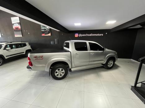 TOYOTA Hilux Caminhonete 3.0 4P 4X4 SRV TURBO DIESEL CABINE DUPLA AUTOMTICO, Foto 5
