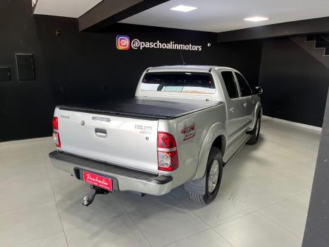 TOYOTA Hilux Caminhonete 3.0 4P 4X4 SRV TURBO DIESEL CABINE DUPLA AUTOMTICO, Foto 8