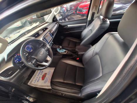 TOYOTA Hilux Caminhonete 2.8 16V SRX 4X4 TURBO DIESEL CABINE DUPLA AUTOMTICO, Foto 4