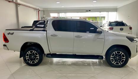 TOYOTA Hilux Caminhonete 2.8 16V SRX 4X4 TURBO DIESEL CABINE DUPLA AUTOMTICO, Foto 13