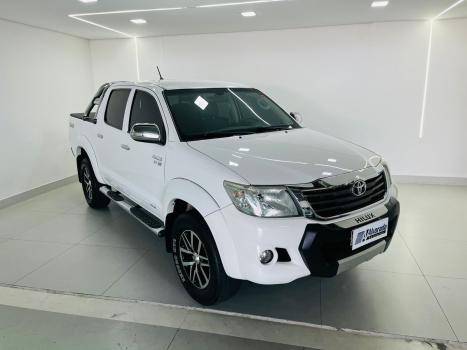 TOYOTA Hilux Caminhonete 2.7 16V 4P SRV FLEX 4X4  CABINE DUPLA AUTOMTICO, Foto 1