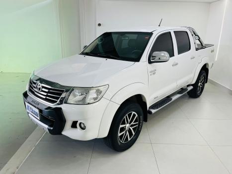 TOYOTA Hilux Caminhonete 2.7 16V 4P SRV FLEX 4X4  CABINE DUPLA AUTOMTICO, Foto 12