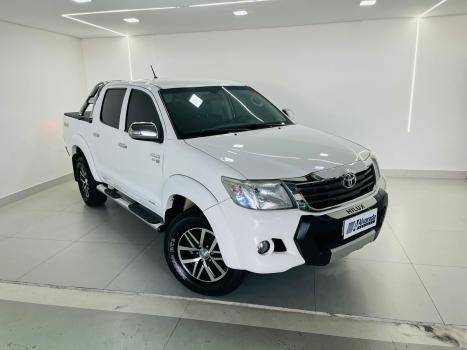 TOYOTA Hilux Caminhonete 2.7 16V 4P SRV FLEX 4X4  CABINE DUPLA AUTOMTICO, Foto 17