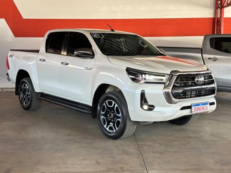 TOYOTA Hilux Caminhonete 2.8 16V SRX 4X4 DIESEL CABINE DUPLA AUTOMTICO, Foto 3