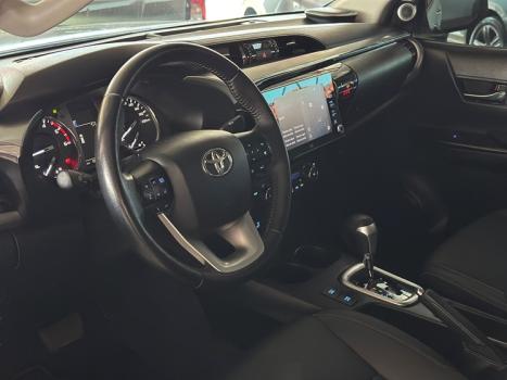 TOYOTA Hilux Caminhonete 2.8 16V SRX 4X4 DIESEL CABINE DUPLA AUTOMTICO, Foto 7