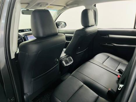 TOYOTA Hilux Caminhonete 2.8 16V SRV 4X4 DIESEL CABINE DUPLA AUTOMTICO, Foto 9