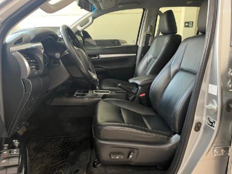 TOYOTA Hilux Caminhonete 2.7 16V 4P SRV FLEX 4X4  CABINE DUPLA AUTOMTICO, Foto 10