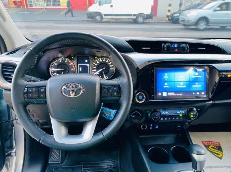 TOYOTA Hilux Caminhonete 2.8 16V SRV 4X4 DIESEL CABINE DUPLA AUTOMTICO, Foto 11
