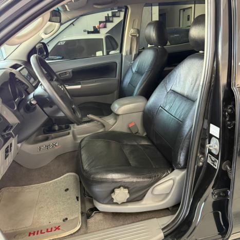 TOYOTA Hilux Caminhonete 3.0 4P 4X4 SRV TURBO DIESEL TOP CABINE DUPLA AUTOMTICO, Foto 13