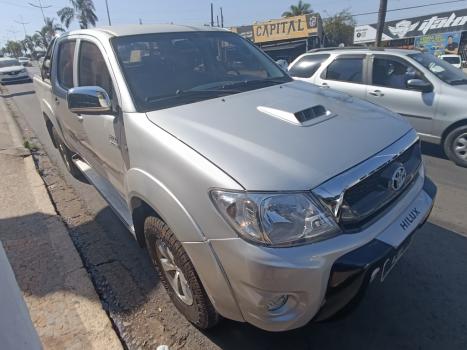 TOYOTA Hilux Caminhonete 3.0 16V 4P 4X4 SRV TURBO DIESEL, Foto 3