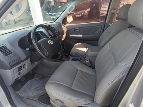 TOYOTA Hilux Caminhonete 3.0 16V 4P 4X4 SRV TURBO DIESEL, Foto 6