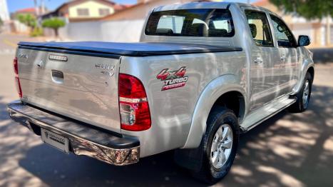TOYOTA Hilux Caminhonete 3.0 4P 4X4 SRV TURBO DIESEL CABINE DUPLA AUTOMTICO, Foto 6