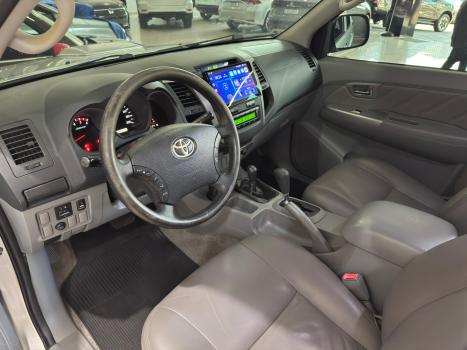 TOYOTA Hilux Caminhonete 3.0 4P SRV DIESEL CABINE DUPLA, Foto 10