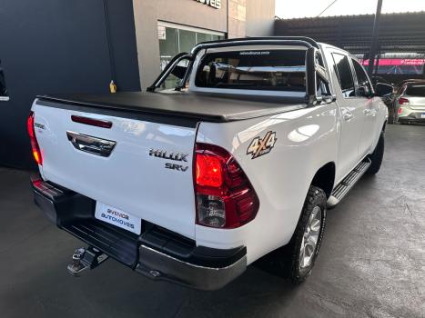 TOYOTA Hilux Caminhonete 2.8 16V SRV 4X4 DIESEL CABINE DUPLA AUTOMTICO, Foto 5