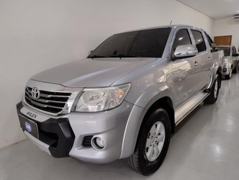 TOYOTA Hilux Caminhonete 2.7 16V 4P SRV FLEX CABINE DUPLA AUTOMTICO, Foto 1