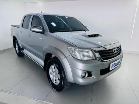 TOYOTA Hilux Caminhonete 3.0 16V 4P 4X4 SRV TURBO DIESEL CABINE DUPLA AUTOMTICO, Foto 1