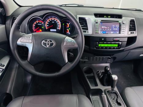 TOYOTA Hilux Caminhonete 3.0 16V 4P 4X4 SRV TURBO DIESEL CABINE DUPLA AUTOMTICO, Foto 5