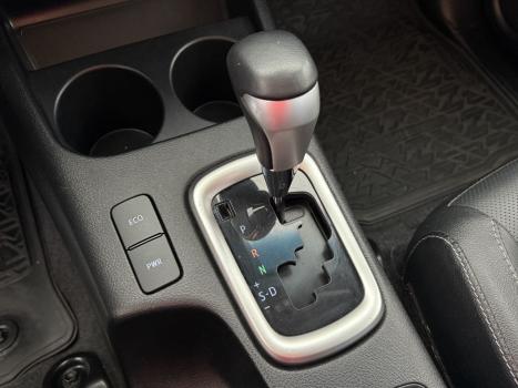 TOYOTA Hilux Caminhonete 2.8 16V SRX 4X4 TURBO DIESEL CABINE DUPLA AUTOMTICO, Foto 12