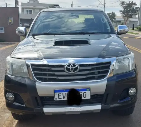 TOYOTA Hilux Caminhonete 3.0 4P 4X4 SRV TURBO DIESEL TOP CABINE DUPLA AUTOMTICO, Foto 2
