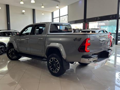TOYOTA Hilux Caminhonete 2.8 16V SRX PLUS 4X4 TURBO DIESEL CABINE DUPLA AUTOMTICO, Foto 5