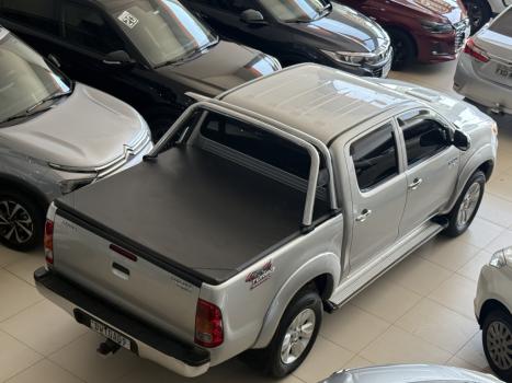TOYOTA Hilux Caminhonete 3.0 4P 4X4 SRV TURBO DIESEL CABINE DUPLA, Foto 7