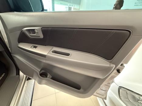TOYOTA Hilux Caminhonete 3.0 4P 4X4 SRV TURBO DIESEL CABINE DUPLA, Foto 11
