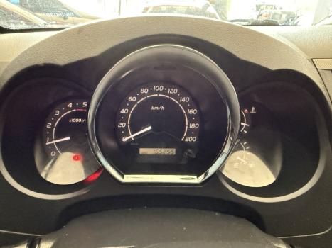 TOYOTA Hilux Caminhonete 3.0 4P 4X4 SRV TURBO DIESEL CABINE DUPLA, Foto 17