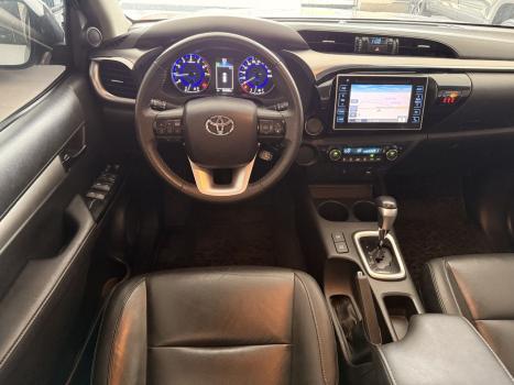 TOYOTA Hilux Caminhonete 2.7 16V 4P SRV FLEX CABINE DUPLA AUTOMTICO, Foto 3