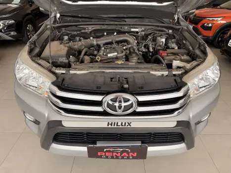 TOYOTA Hilux Caminhonete 2.7 16V 4P SRV FLEX CABINE DUPLA AUTOMTICO, Foto 6