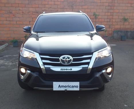 TOYOTA Hilux SW4 2.7 16V 4P FLEX SR 7 LUGARES AUTOMTICO, Foto 2