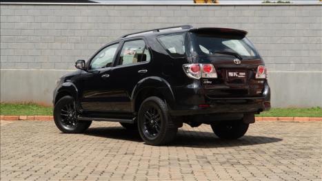 TOYOTA Hilux SW4 2.7 16V 4P SR, Foto 7